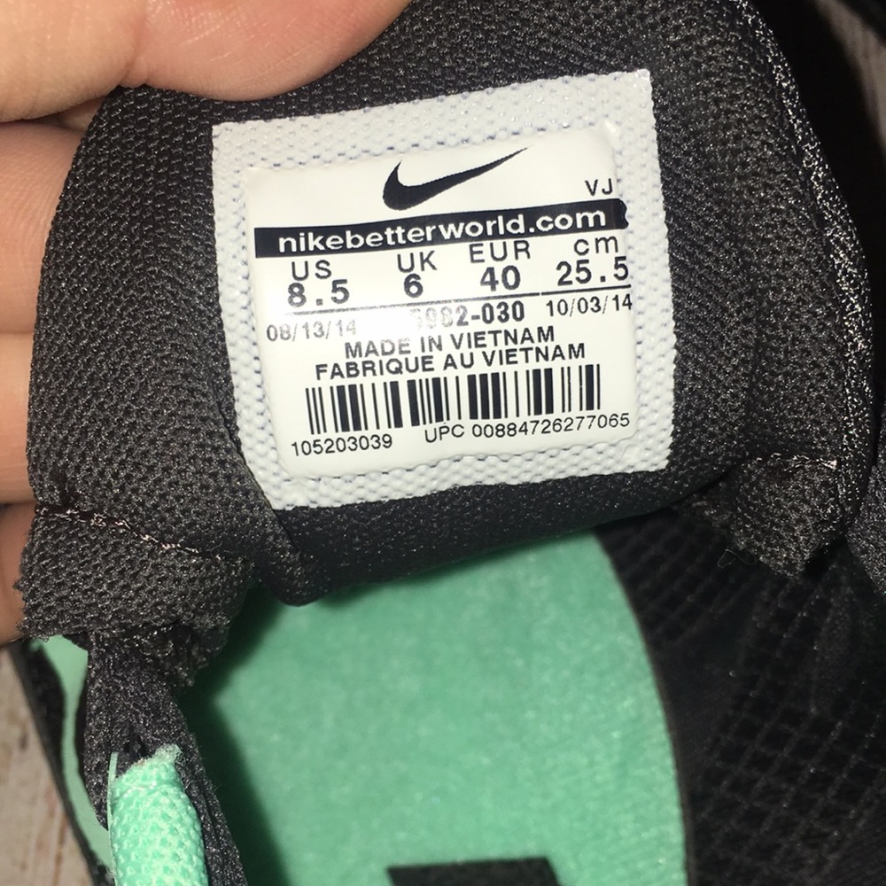 NEW! Nike Zoom Rival - Picture 2 of 5